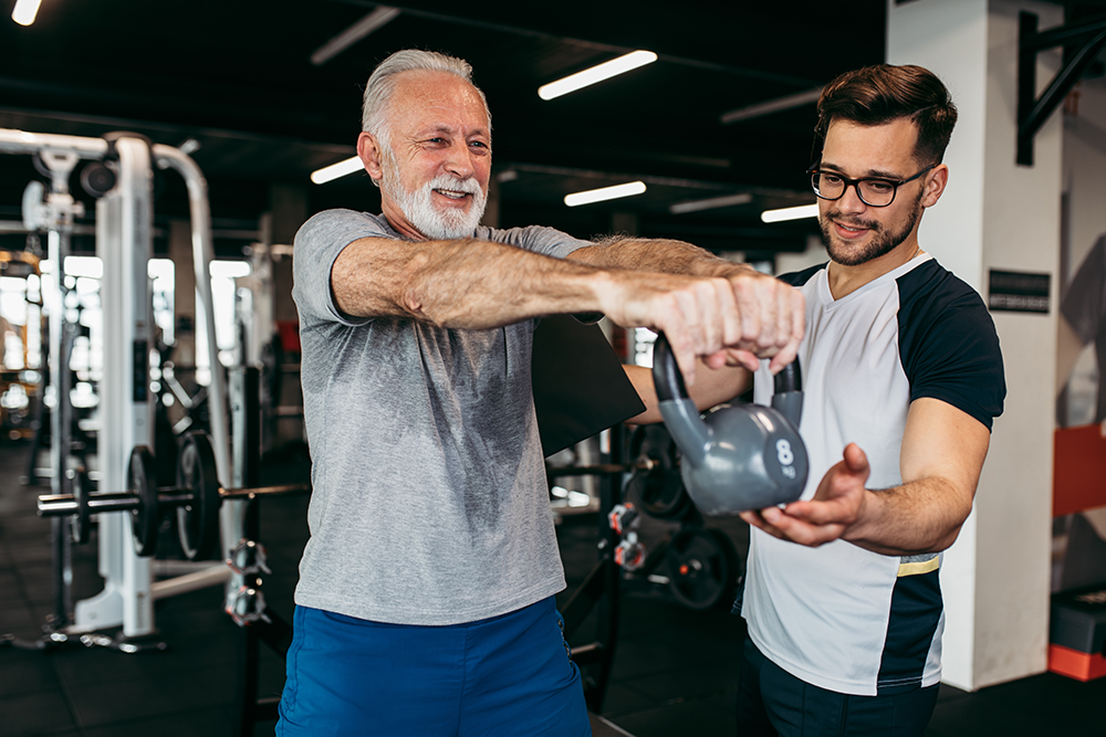 personal trainer and student